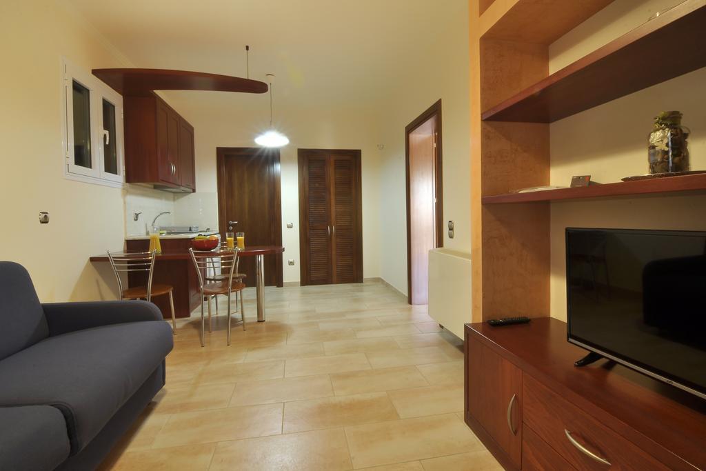 Villa Aeolos บาร์บาตี ภายนอก รูปภาพ