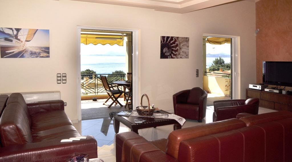 Villa Aeolos บาร์บาตี ภายนอก รูปภาพ